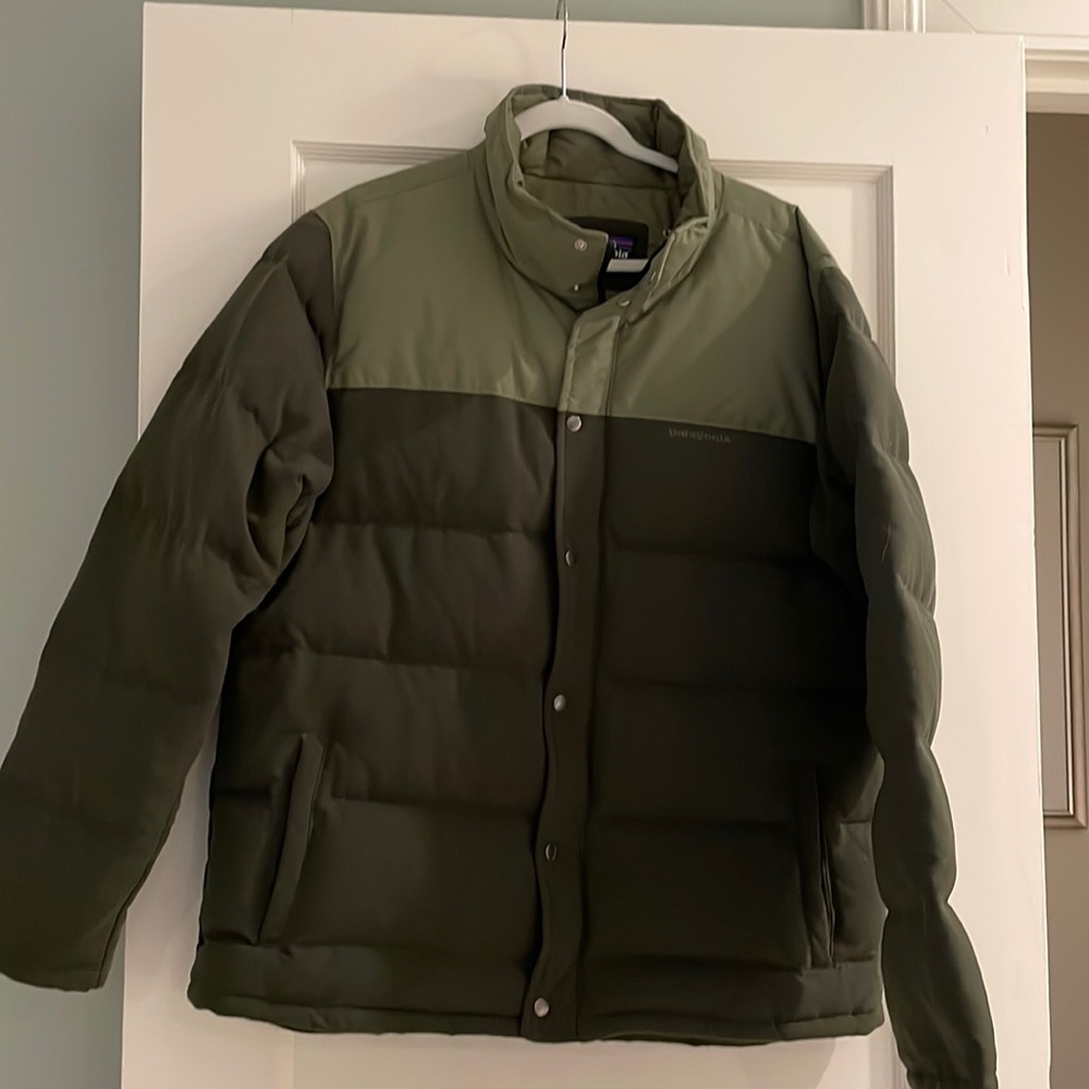Patagonia vintage! men’s bivy down green two tone  jacket. Size Large